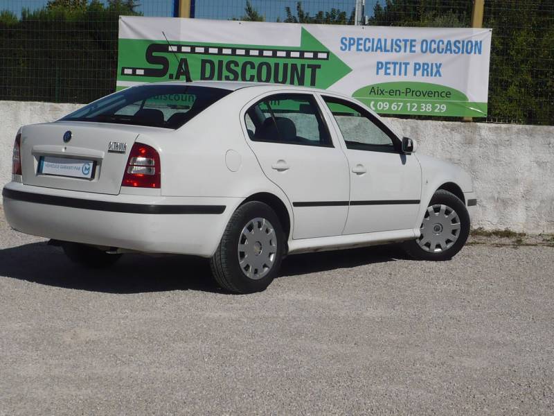 SKODA OCTAVIA OCCASION PETIT PRIX A VENDRE A VENELLES