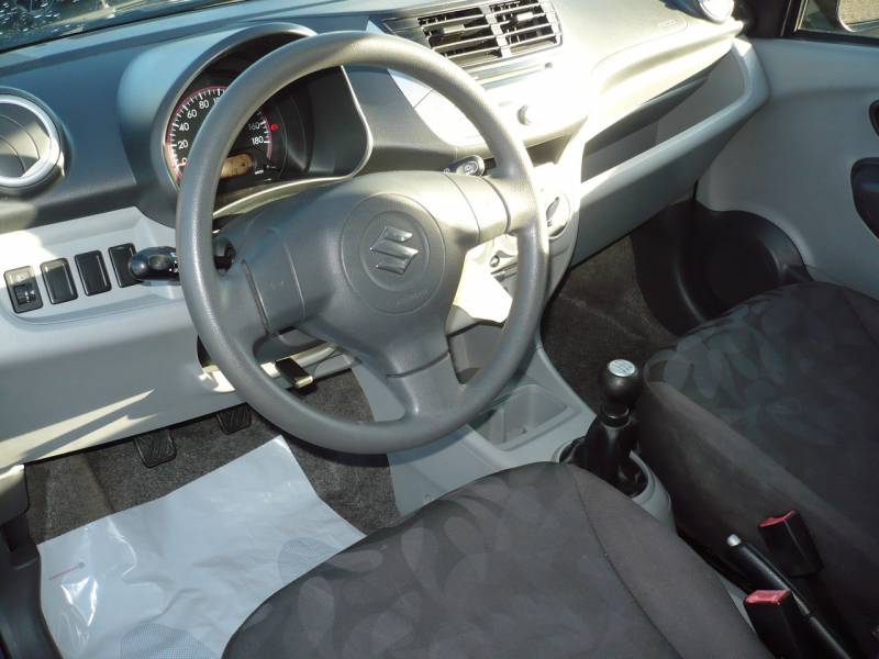 SUZUKI ALTO ESSENCE OCCASION PAS CHERE A VENDRE A PUYRICARD